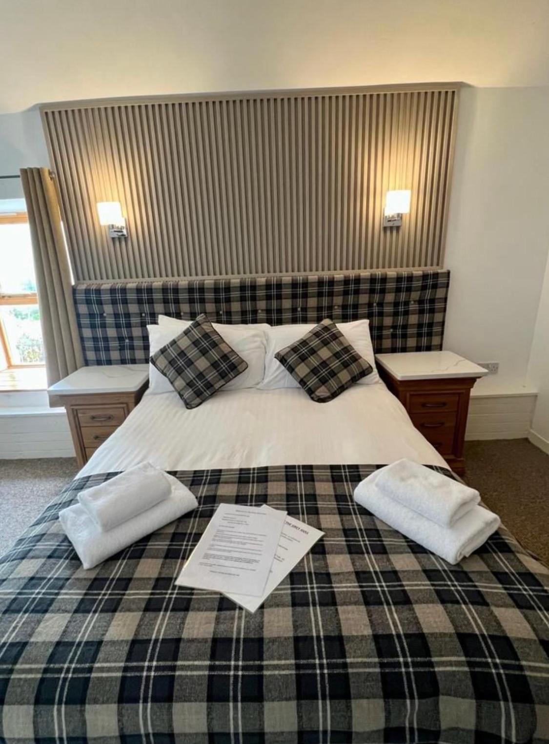 The Grey Gull Hotel Ardrishaig ภายนอก รูปภาพ
