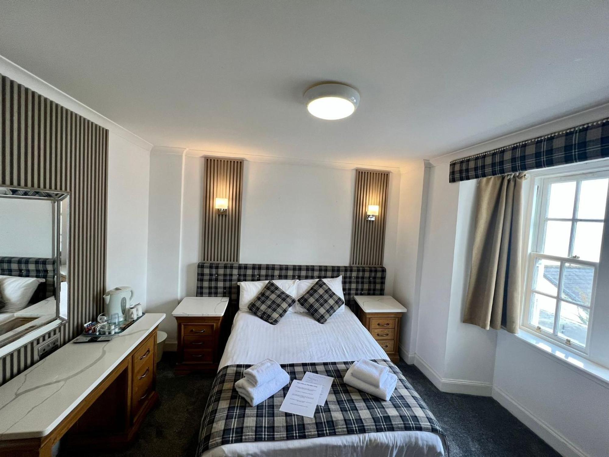 The Grey Gull Hotel Ardrishaig ภายนอก รูปภาพ