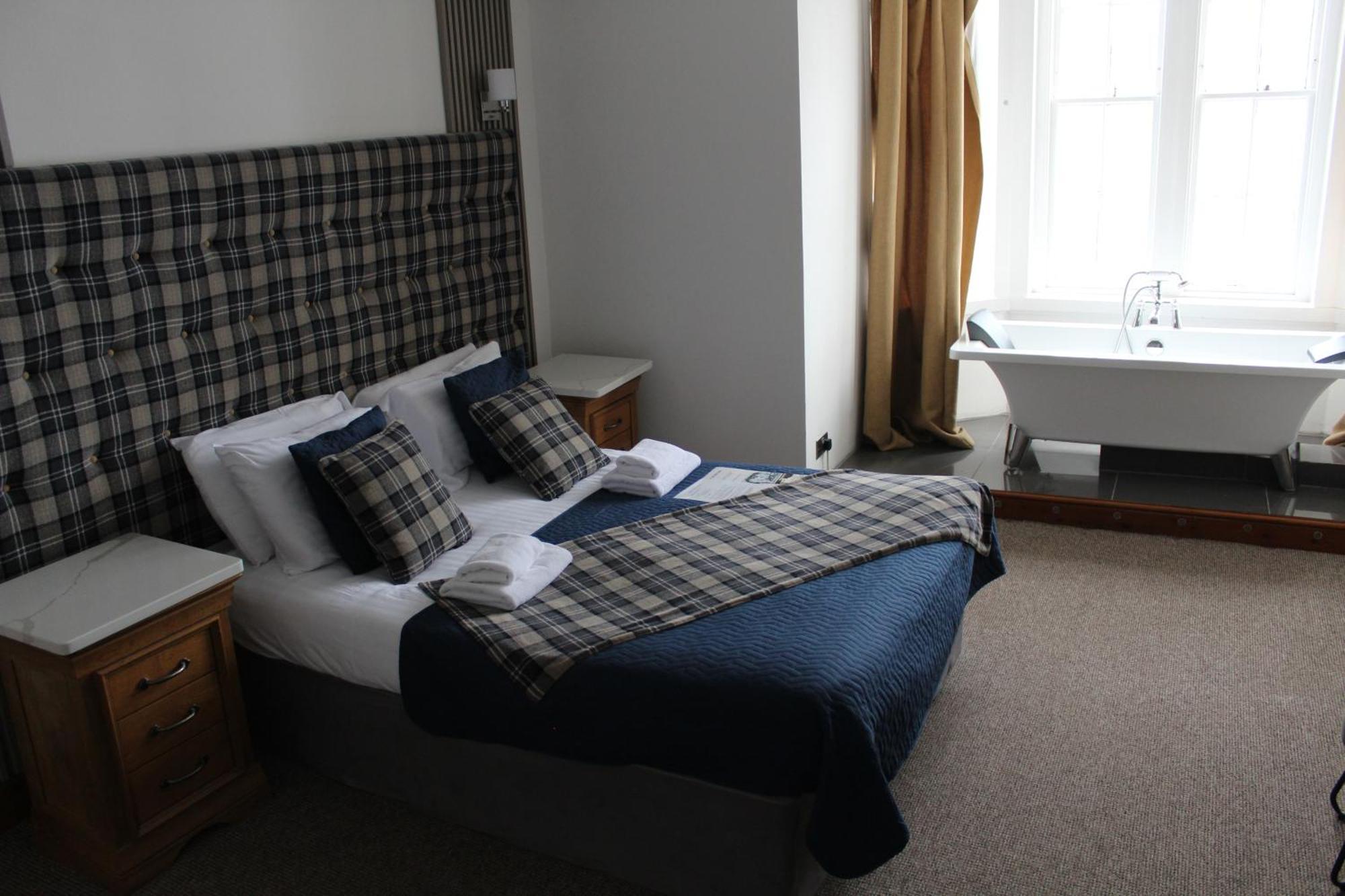 The Grey Gull Hotel Ardrishaig ภายนอก รูปภาพ